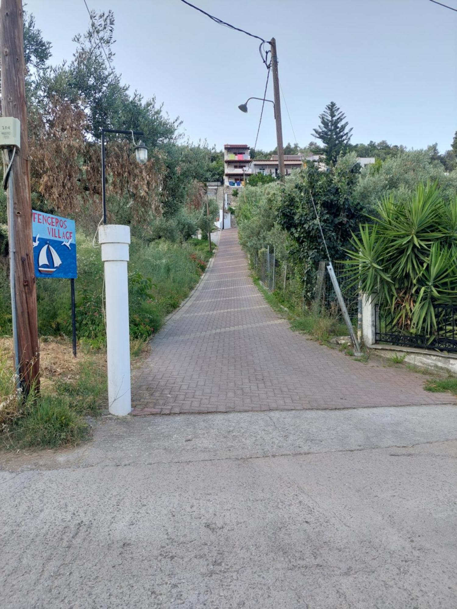 Fengeros Village Мегали Амос Екстериор снимка