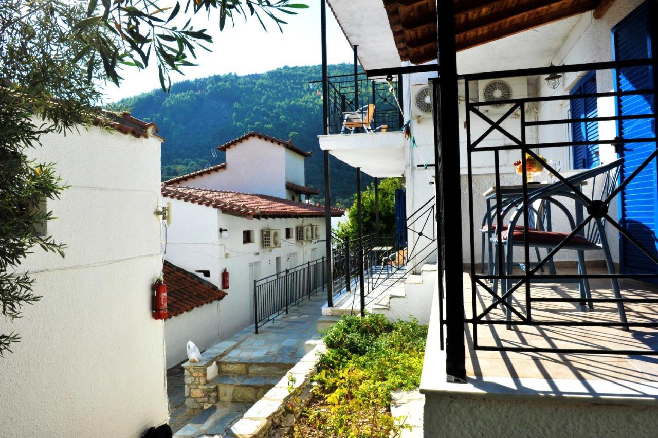 Fengeros Village Мегали Амос Екстериор снимка